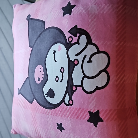 KUROMI TRAVEL CLOUD PILLOW - Picture 8 of 12